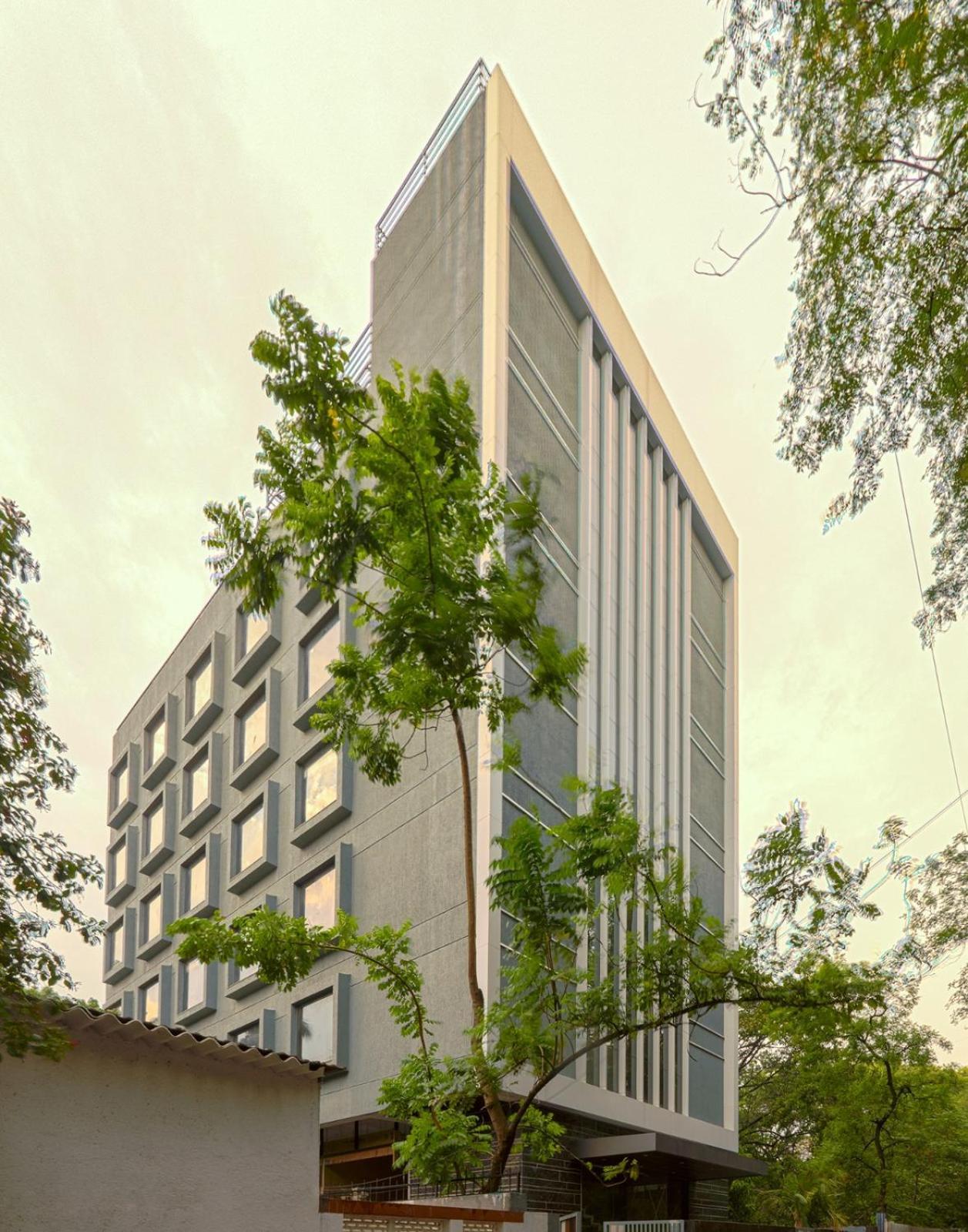Magnus Nexstar Suites Kalyani Nagar Pune Eksteriør billede
